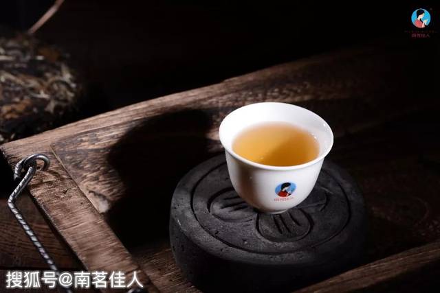 滑竹梁子古树白茶,只需100多即可品饮! 3年陈,香甜柔糯,5送1!