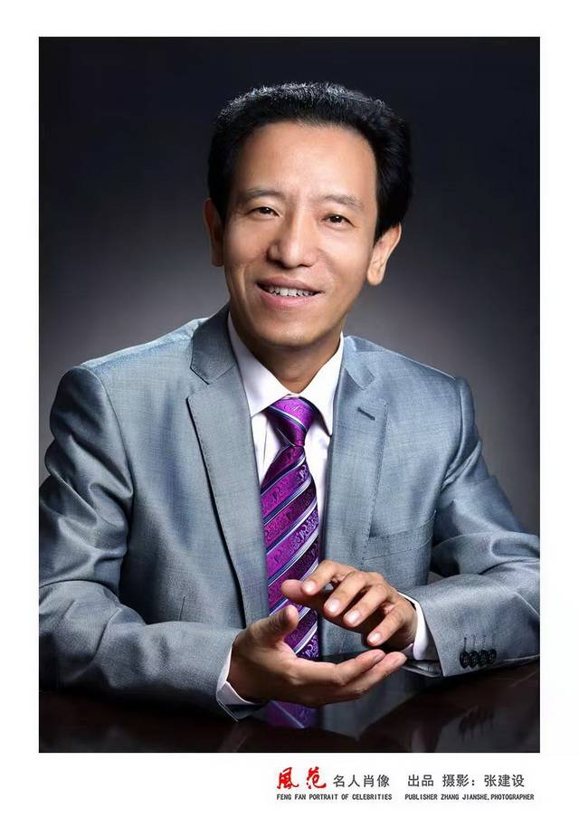 黄立杰