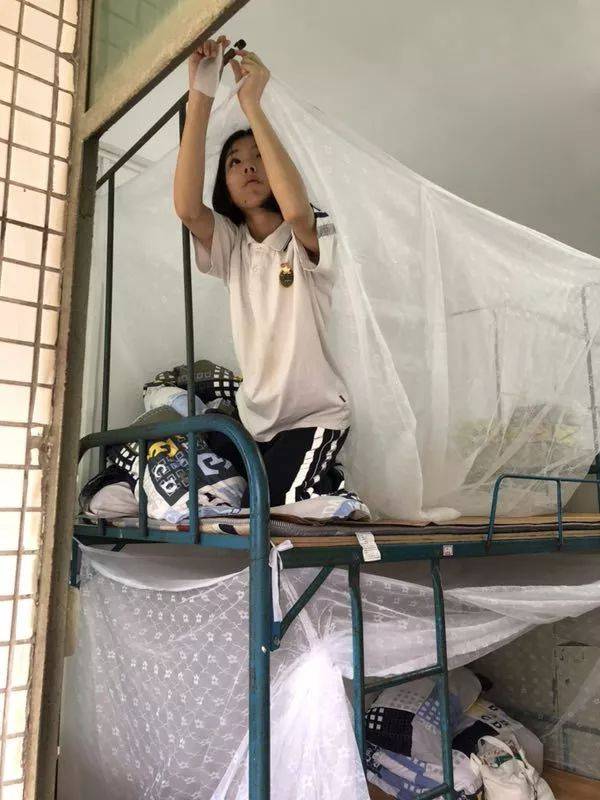 2019年,梦从这里开始—厚街湖景中学2019级新生国防教育结营仪式