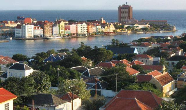 HL荷兰护照快速办理、快速入籍、详解荷兰王