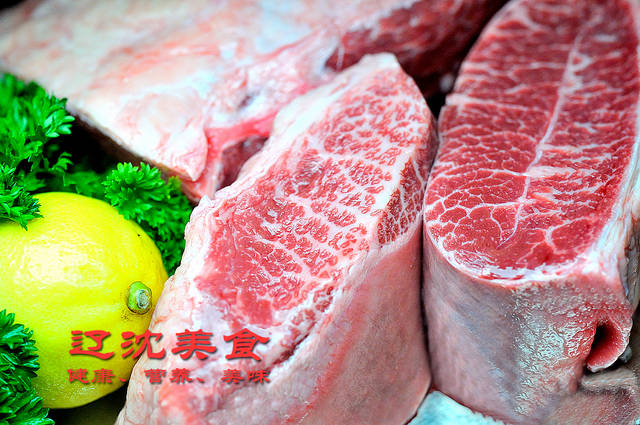 西餐顶级食材,干式熟成牛排和湿式熟成牛肉牛