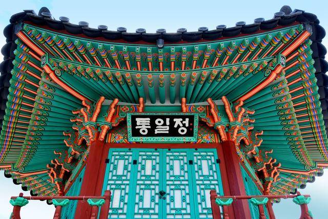 超越日本,韩国正走向人口崩溃,韩国到底出了什