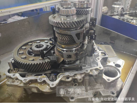 剩下的就是里面一些机械齿轮内料.这些机械一般不会损坏.