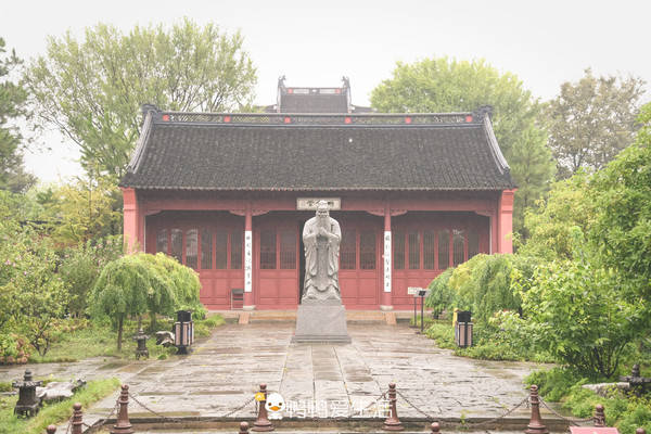 盐官旅游这样玩:半天时间看王国维、金庸,访孔