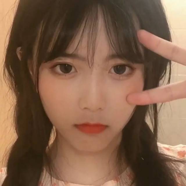 第三套女生头像最招桃花!