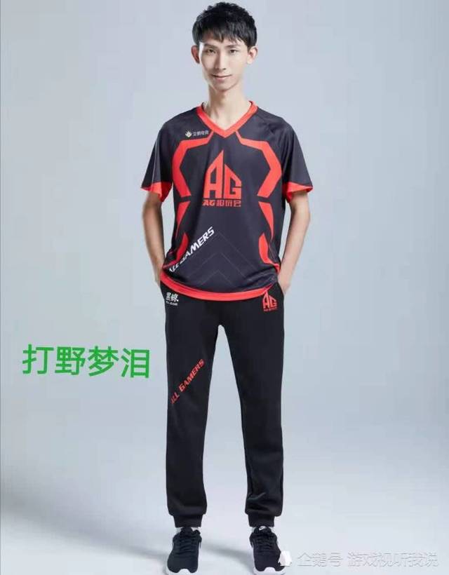 ag发布定妆照,全队颜值达kpl顶峰,一诺,梦泪又白又帅!