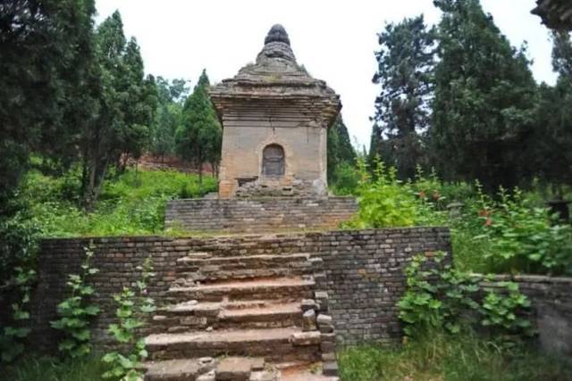 少林寺神秘的塔林:少林寺历代高僧的圆寂之地