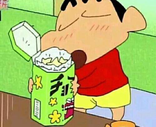 这个饼干的包装一定勾起了大家童年的回忆,没错,他就是蜡笔小新最爱