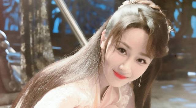 邓伦心里有杨紫吗 几个小细节暴露邓伦喜不喜欢杨紫