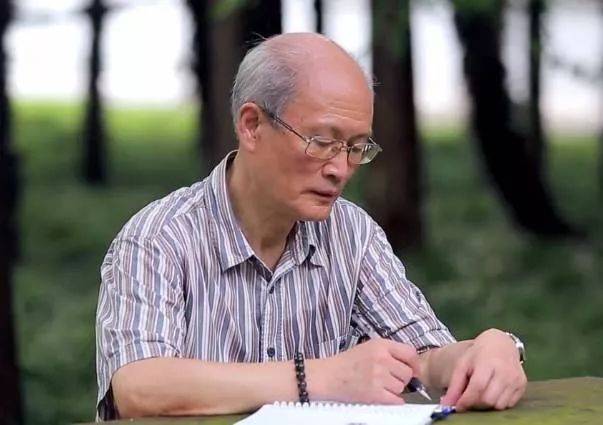 顾泠沅:"明白之人",才能使人明白