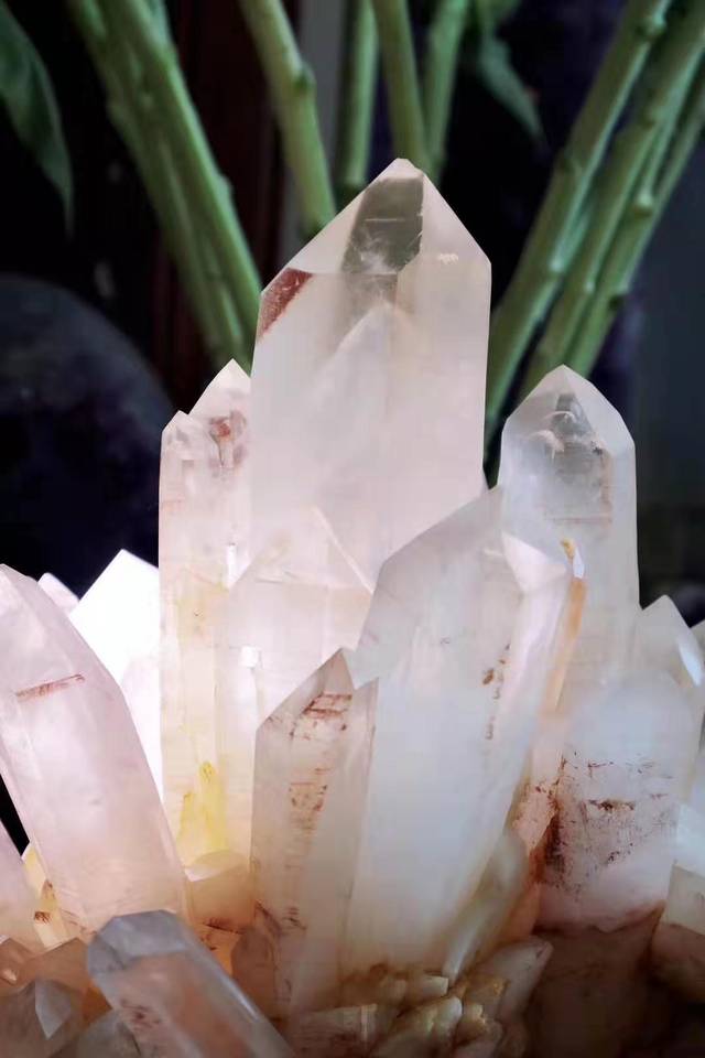 白水晶五行属什么?白水晶贵吗?