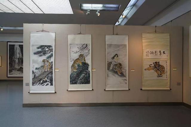 "承上启下——光相磐画展"7日上午在合肥-久留米美术馆开幕