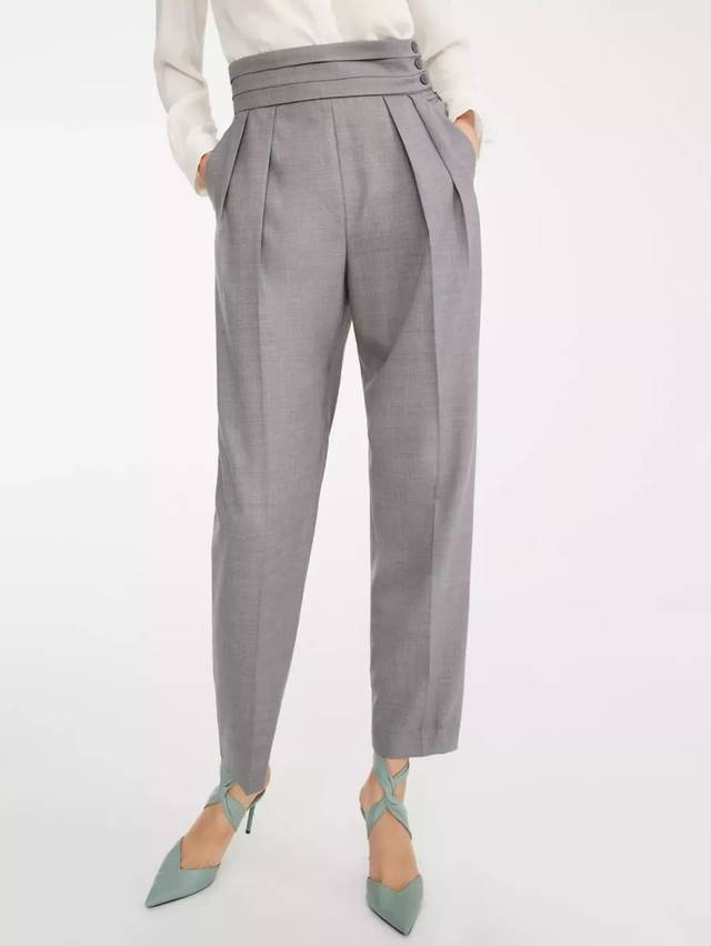 这条lily moon锥形裤,舒适显瘦,时髦百搭,你衣柜中必备的单品!