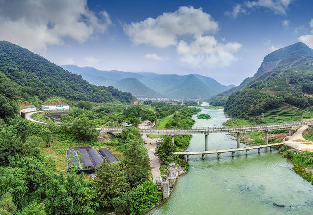 中国扶贫第一村福建赤溪村山青水秀美景如画