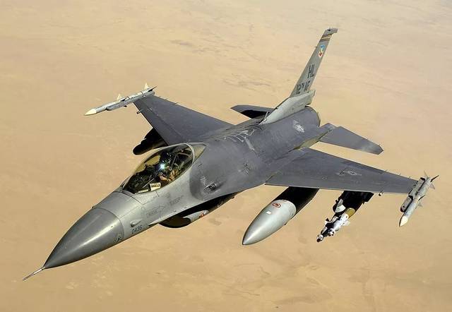 F16升级版F16V,号称性能最强版毒蛇战机