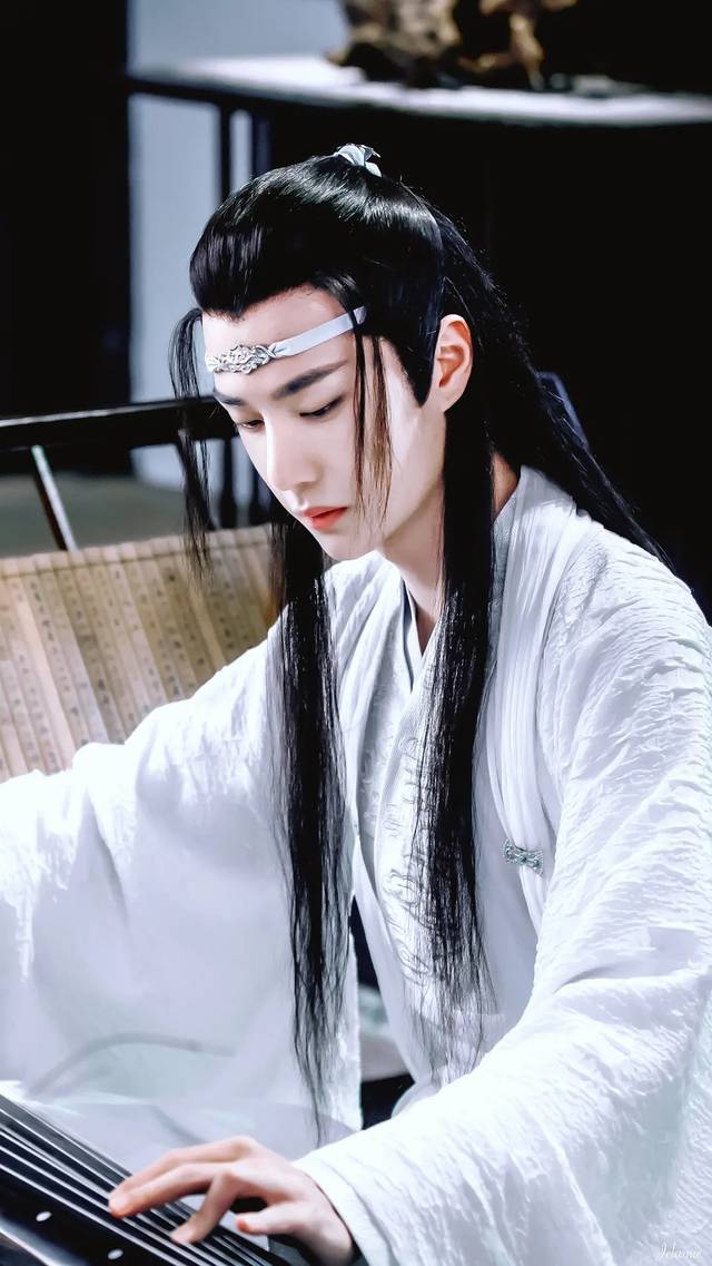 2.王一博(《陈情令》蓝忘机)