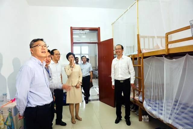 高中阶段的教育至关重要,作为江苏省常熟中学的分校,海虞中学高中部