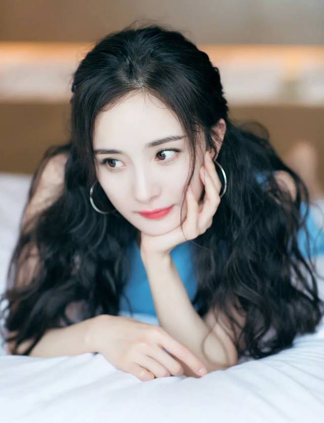 杨幂:我有45亿,但我也脱发