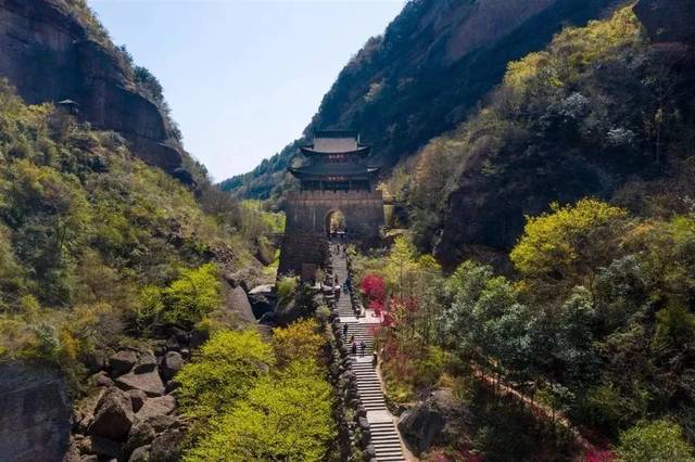 广元剑门关景区门票,玻璃观景台票免费送,赶紧