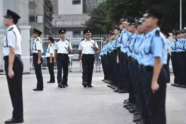 拥有执法权,可佩枪,香港辅警和内地辅警有哪些不同?