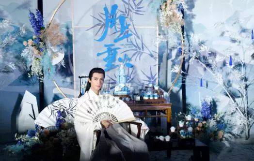 《月上重火》正式杀青!罗云熙脚伤严重到不能走路,仍旧坚持拍摄