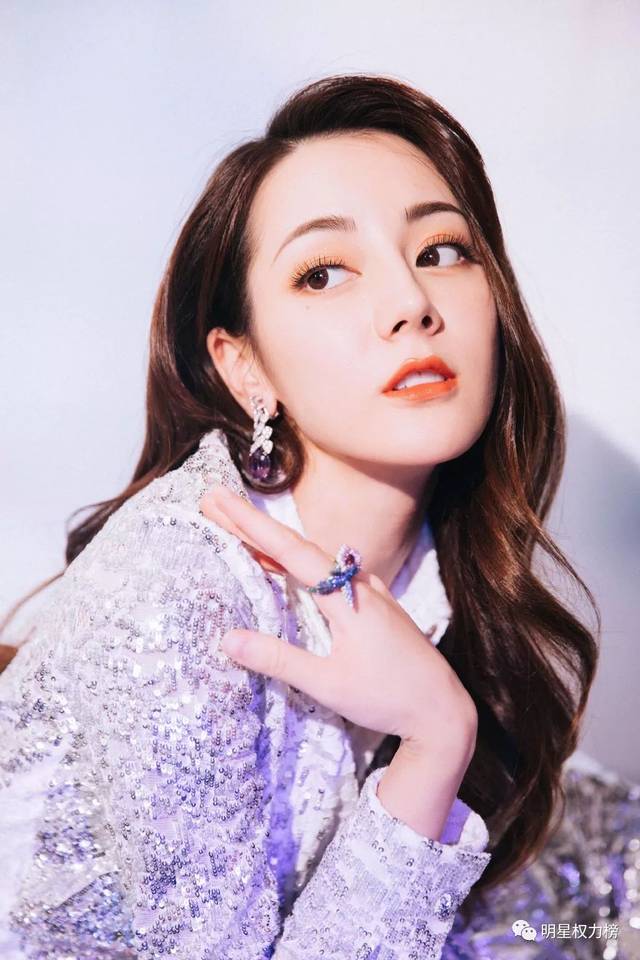 榜妹热线 | 朱一龙刘诗诗合作、迪丽热巴LV、关