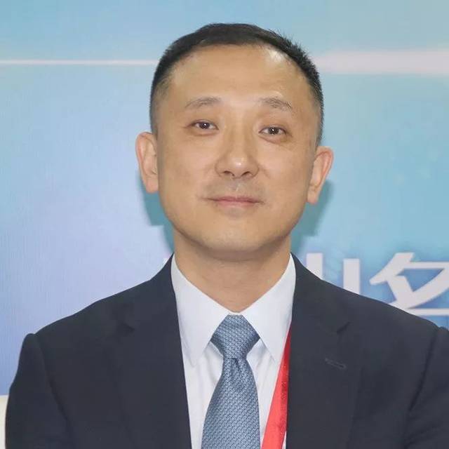 严宏教授