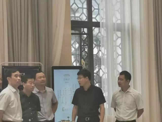 鑫源万达汝州市政府领导莅临汝州鑫源万达广场指导工作