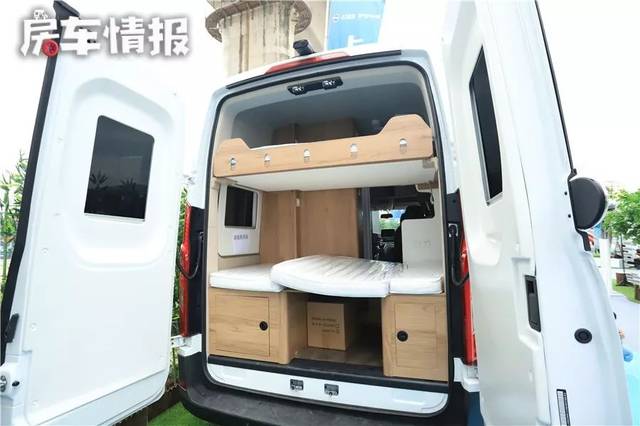 详解大通rv90房车,5座国六排放价格曝光,c型后双胎车型即将亮相