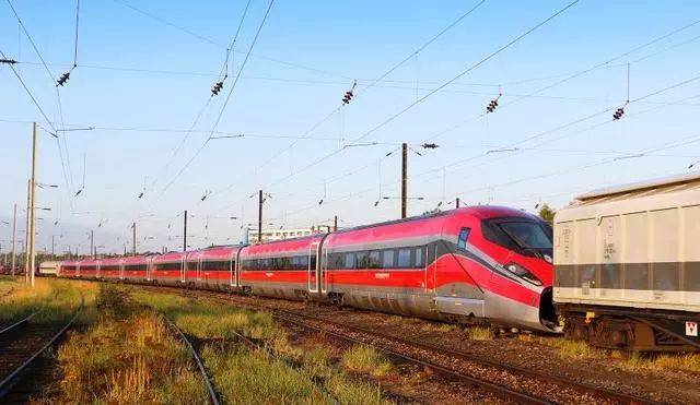 设计时速400公里,意大利Trenitalia高速列车测试