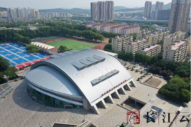 18.华中科技大学光谷体育馆