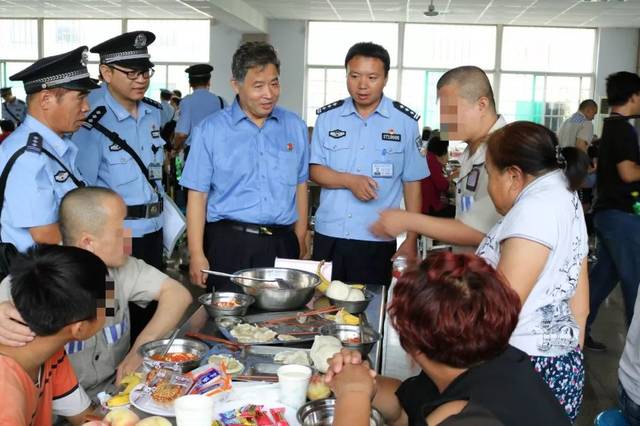 "话团圆 迎新生" ——山东省鲁中监狱2019年度监狱开放日暨中秋节大型