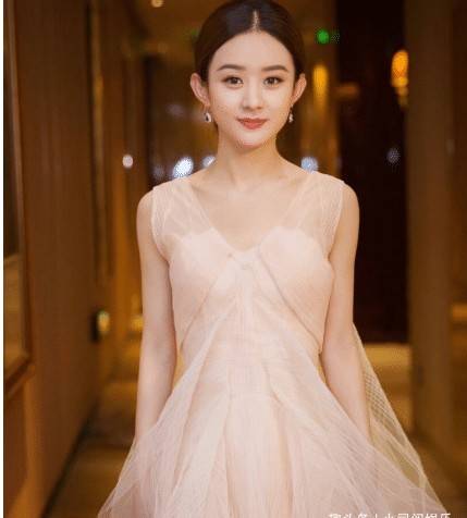 冯绍峰和张国立聊家务,用三个字称呼赵丽颖,莫