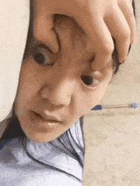 爆笑gif:哈哈哈哈哈,演技很秀,表情有些过不去