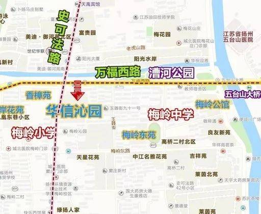 它是梅岭双学区房,小学学区为梅岭小学本部梅岭校区,中学学区为梅岭