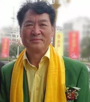 祝延平娶北大博士,今61岁很时尚,前妻赵娜做杜淳后妈