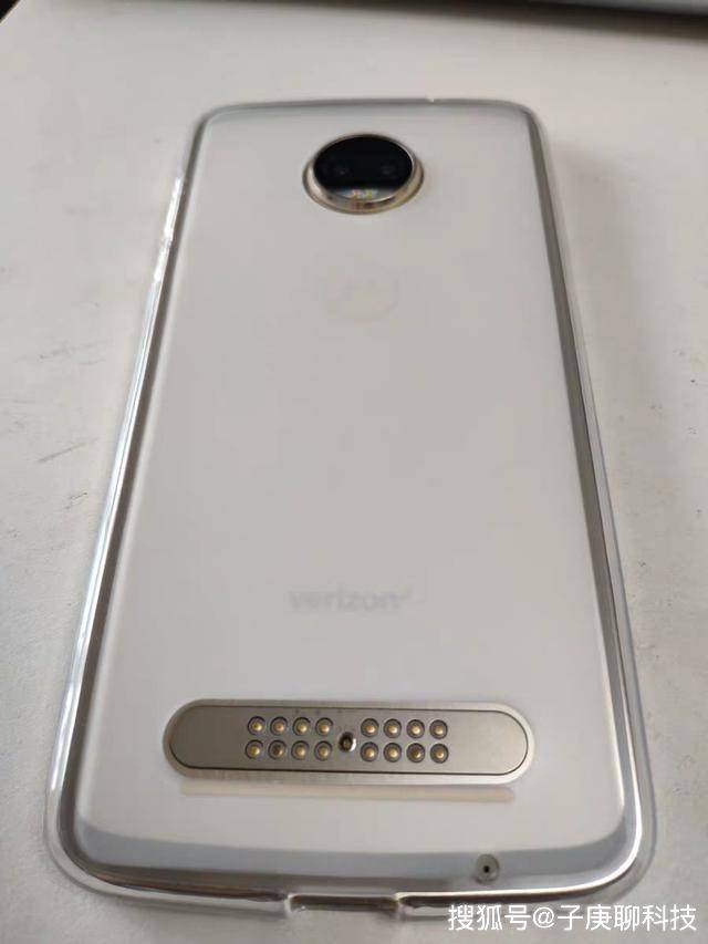 299!百元真香机?骁龙835+2K屏+快充,还支持模