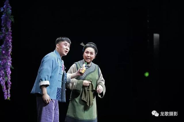 优秀青年演员钱栋涛,优秀锡剧演员董旭红,国家二级演员冯佼饰演的角色