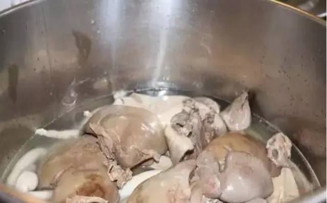 羊汤怎么做才浓白不腻?秘诀就在这里!