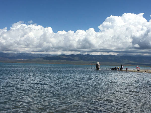 青海湖,是圣湖,也是装逼的湖