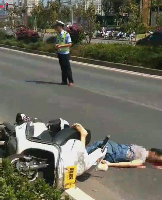 突发| 赣州发生一起车祸,一人身亡,警情通报