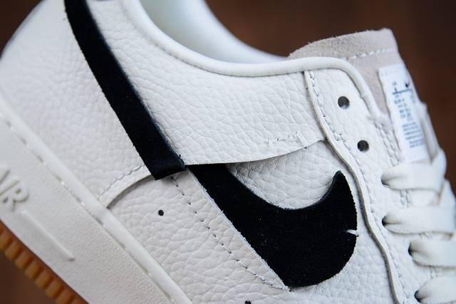 耐克nike x supreme x cdg 空军一号三方联名断钩运动