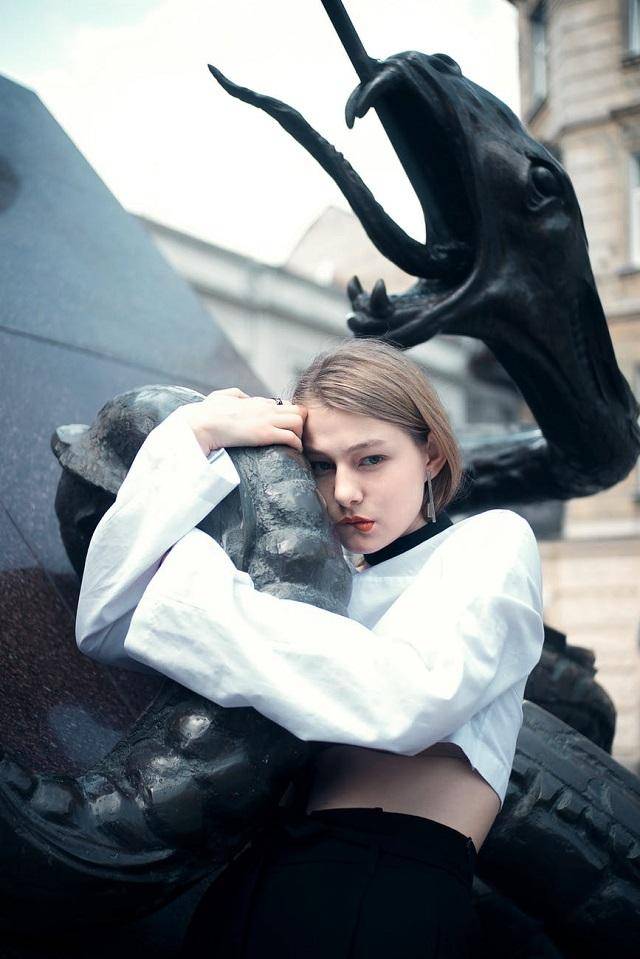 小哥哥英文可不是Cute guy,不然就间接表白