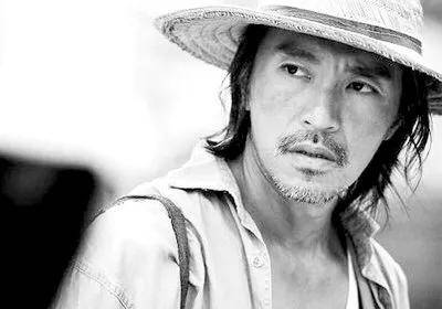 周星驰真的反水向华强,星爷为何不怕向华强?