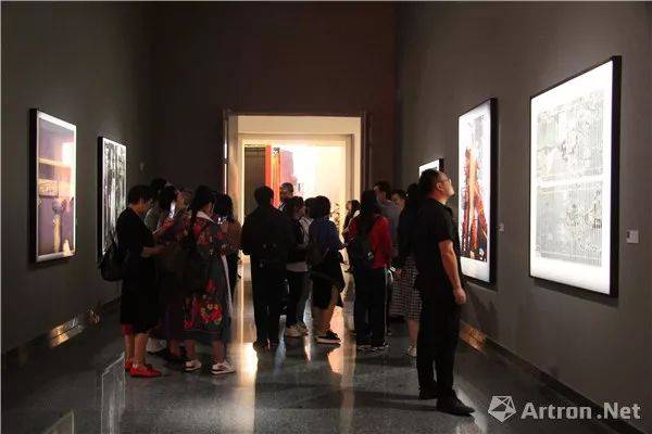 十三届全国美展 | 版画展区在四川美术馆开幕 表现当下现实与历史记忆