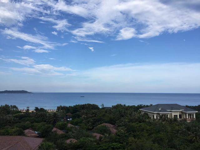 一家人去海南岛自驾游,海口三亚美不胜收