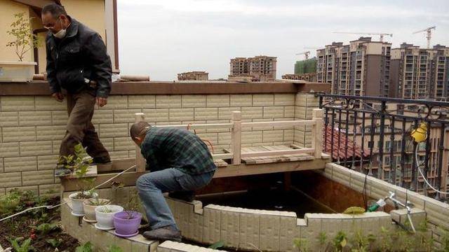 闲置50平米露台打造"休闲屋顶花园",网友:这才叫生活!
