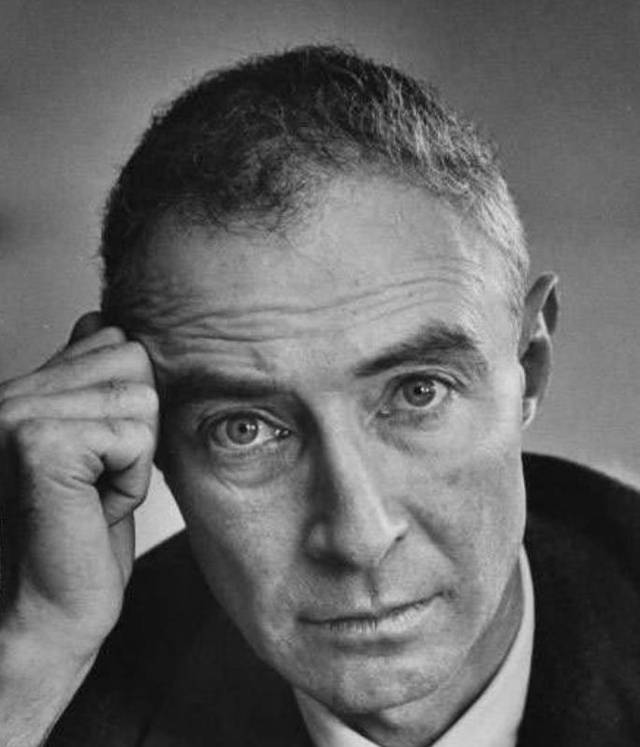 他是美国原子弹之父,联合国大会上语出惊人,气