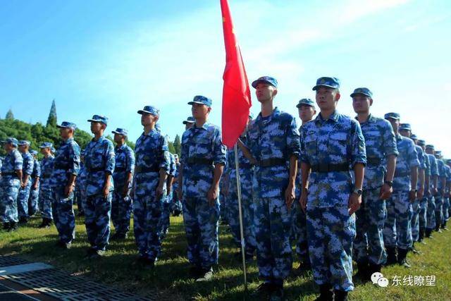 关注|东部战区海军新兵开训啦!浪花白的"兵之初"开始了