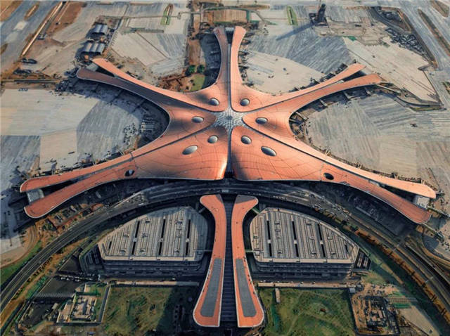 北京大兴国际机场正式开航 划设网约车专区停车不再难